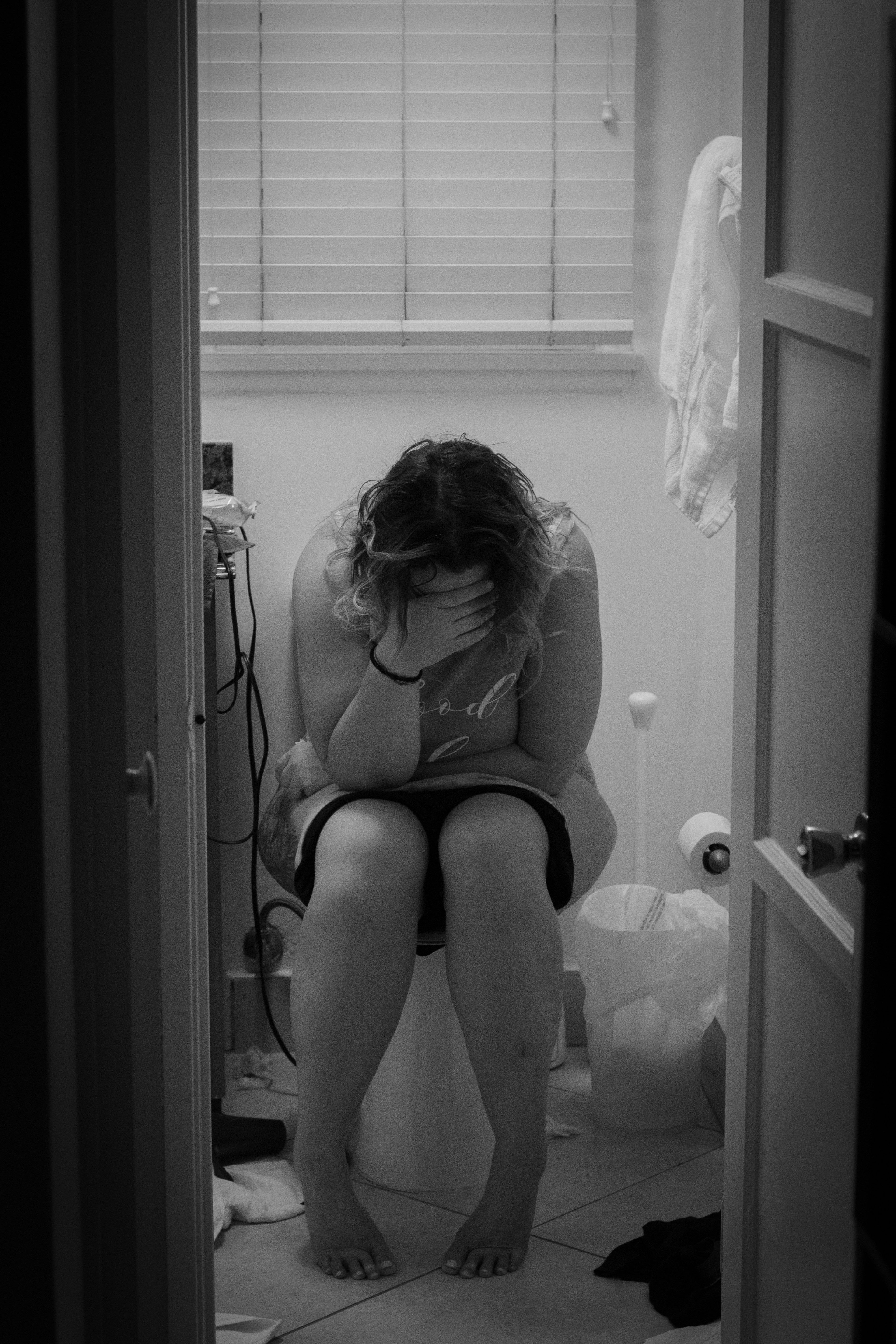How to Care for Your Perineal Area After Birth (Even If No One Talks About It!)